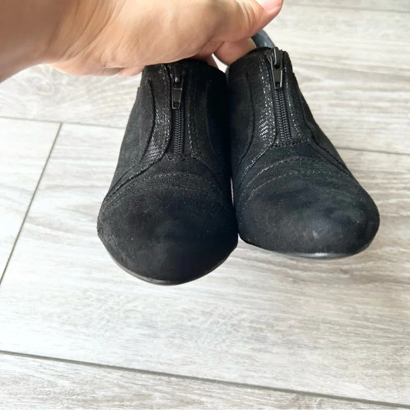 Naturalizer Timber Black Faux Suede Heeled Bootie Boots - Picture 4 of 14